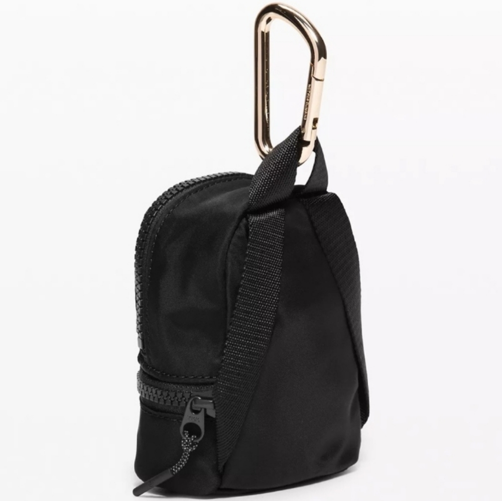NWT Lululemon City Adventurer Backpack Nano black Air Pod Gold Keychain - Picture 2 of 7